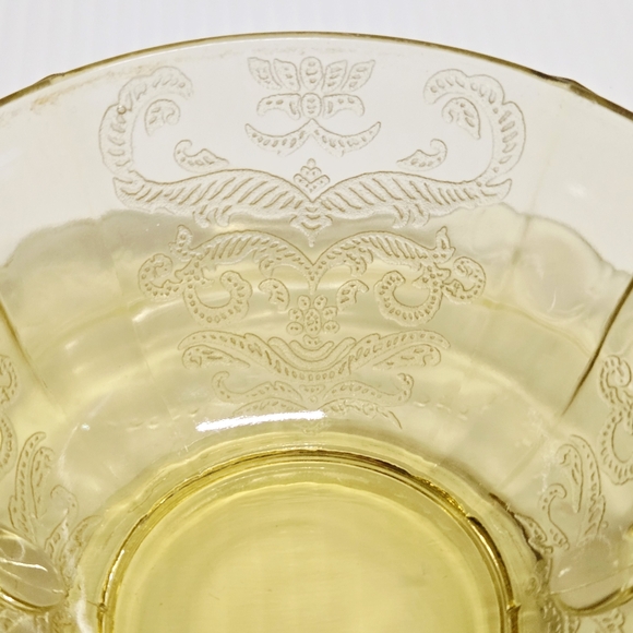 1930s Fed Glass Depression Glass Madrid Yellow 2 handle Cream/soup Bowl W/saucer - Picture 8 of 8